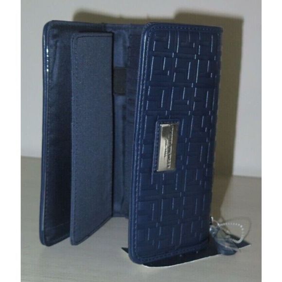 Tommy Hilfiger 69J3021 410 Navy Logo Embossed Tri-Fold Wallet Checkbook $70 - Picture 8 of 10